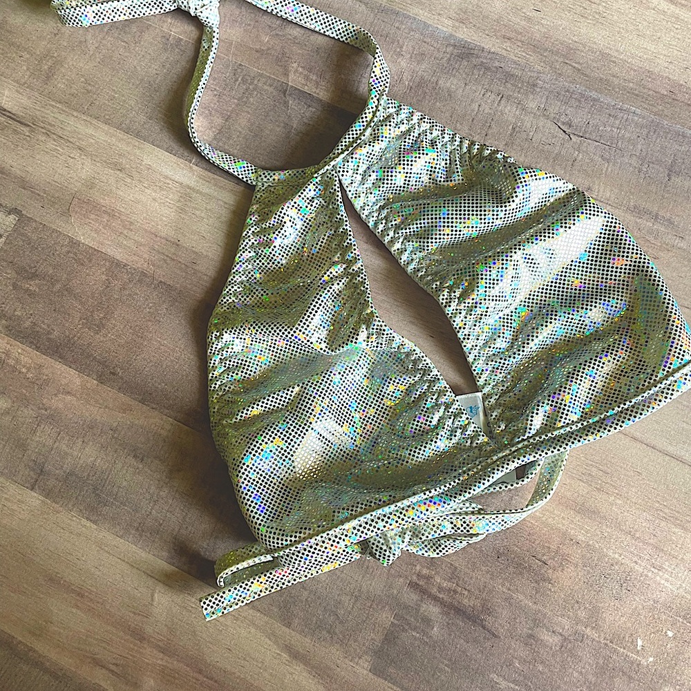Never worn rave top in excellent condition. Reason for selling is never fit.